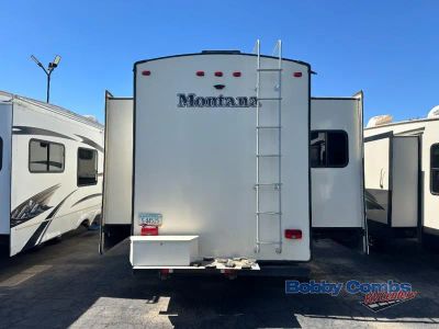 2016 Keystone RV Montana - Photo 30