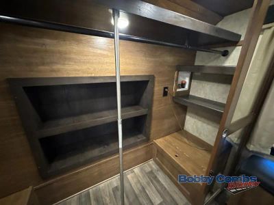 2016 Keystone RV Montana - Photo 24
