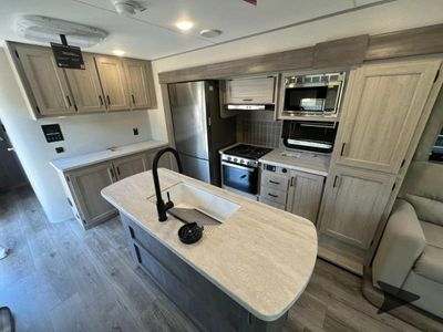 2025 Coachmen RV Catalina Destination Series - Photo 14