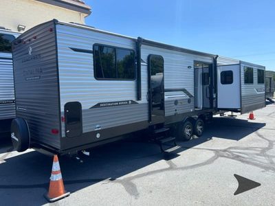 2025 Coachmen RV Catalina Destination Series - Photo 6