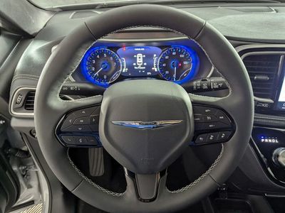 2026 Chrysler Pacifica - Photo 18