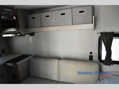 2025 Coachmen RV Catalina - Photo 10