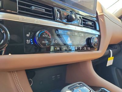 2026 Nissan Pathfinder — photo 17 view