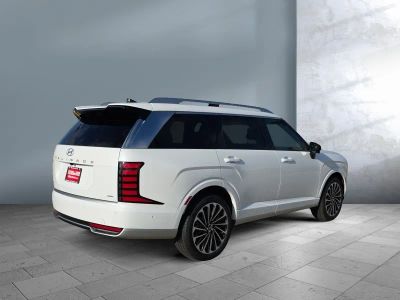 2026 Hyundai Palisade Hybrid — engine compartment view