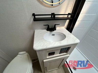 2026 Forest River RV Surveyor Legend - Photo 27