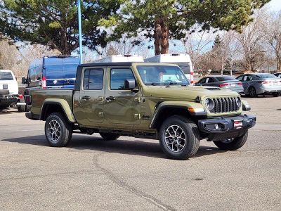 2026 Jeep Gladiator GLADIATOR SPORT S 4X4 in 41 Exterior Paint — front three-quarter view