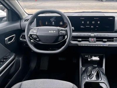 2025 Kia K4 — detail view
