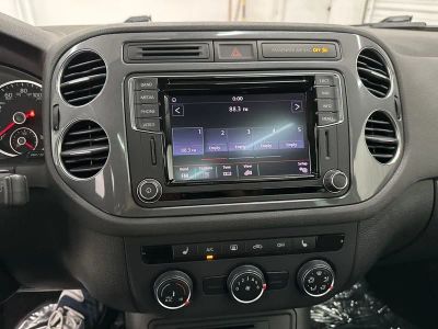 2016 Volkswagen Tiguan - Photo 14