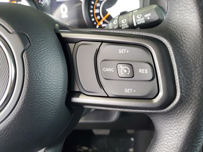 2026 Jeep Wrangler — photo 25 view