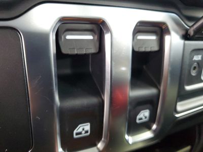2026 Jeep Wrangler — photo 16 view