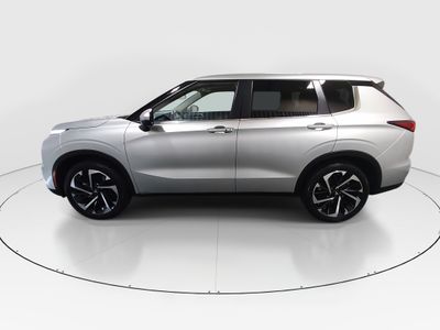 2024 Mitsubishi Outlander - Photo 4