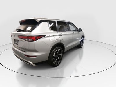 2024 Mitsubishi Outlander - Photo 7