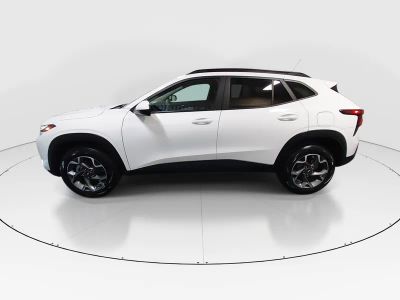2025 Chevrolet Trax - Photo 4