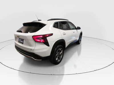 2025 Chevrolet Trax - Photo 7