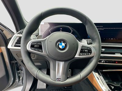 2026 BMW X5 — photo 8 view