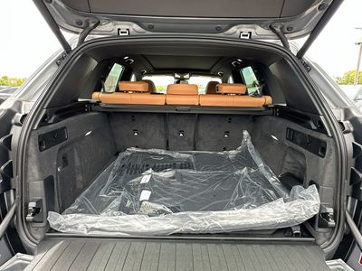 2026 BMW X5 — photo 21 view