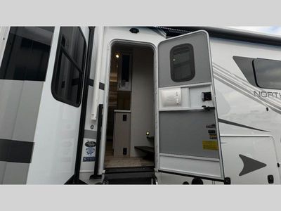 2026 Jayco North Point — photo 17 view