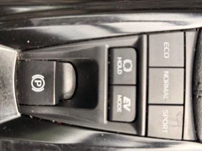 2025 Toyota Camry — photo 18 view
