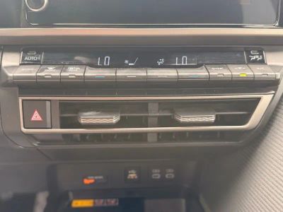 2025 Toyota Camry — photo 20 view