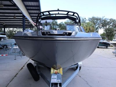 2025 Yamaha Boats 222XE - Photo 4