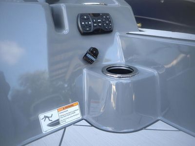 2025 Yamaha Boats 222XE - Photo 23