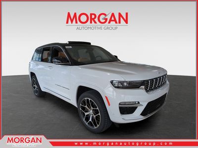 2025 Jeep Grand Cherokee Summit in White — front three-quarter view