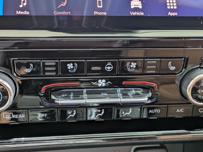 2025 Jeep Grand Cherokee — photo 25 view