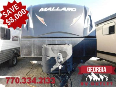 2018 Heartland Mallard M33 — front three-quarter view