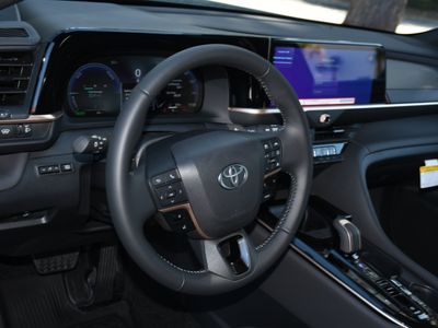 2026 Toyota Toyota Crown Signia - Photo 4