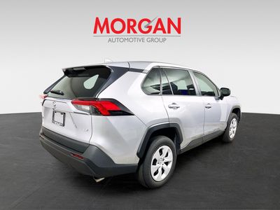 2024 Toyota RAV4 - Photo 3
