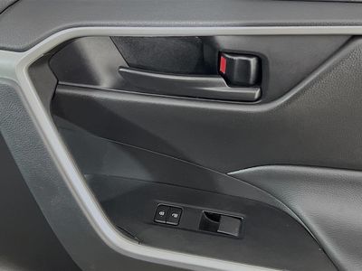 2024 Toyota RAV4 - Photo 28