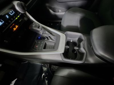 2024 Toyota RAV4 - Photo 21