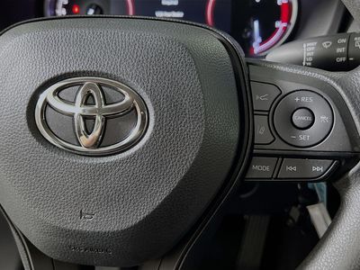 2024 Toyota RAV4 - Photo 17