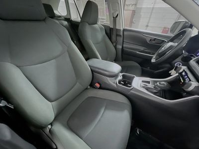 2024 Toyota RAV4 - Photo 27