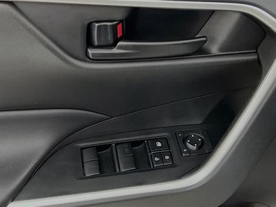 2024 Toyota RAV4 - Photo 14