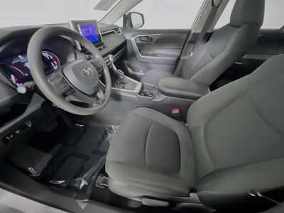 2024 Toyota RAV4 - Photo 12