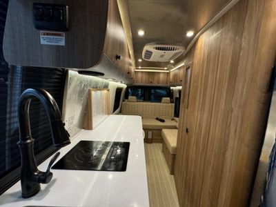 2025 Airstream Interstate - Photo 7