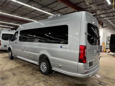 2025 Airstream Interstate - Photo 5