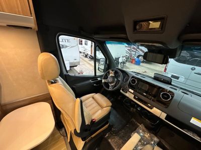 2025 Airstream Interstate - Photo 17
