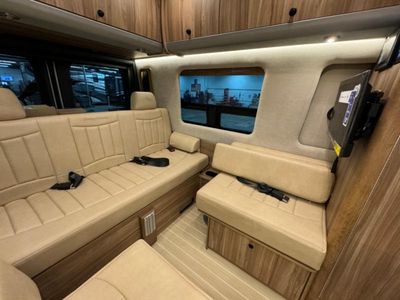 2025 Airstream Interstate - Photo 10