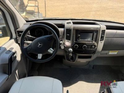 2018 Forest River RV Prism Elite — photo 13 view