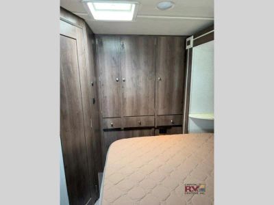 2018 Forest River RV Prism Elite — photo 31 view