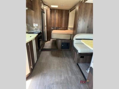2018 Forest River RV Prism Elite — photo 10 view