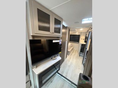 2026 Coachmen RV Entourage - Photo 21