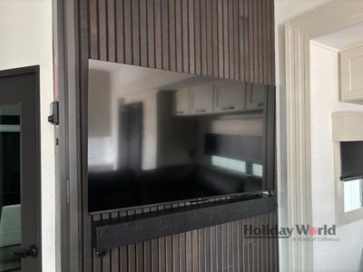 2026 Grand Design Momentum — photo 9 view