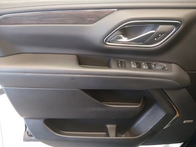 2024 Chevrolet Suburban - Photo 19