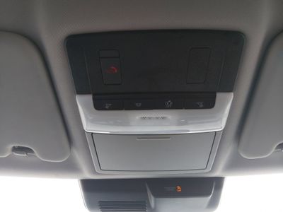 2024 Mitsubishi Outlander Plug-In Hybrid — photo 22 view