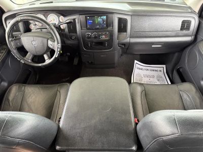 2005 Dodge Ram 1500 — photo 17 view