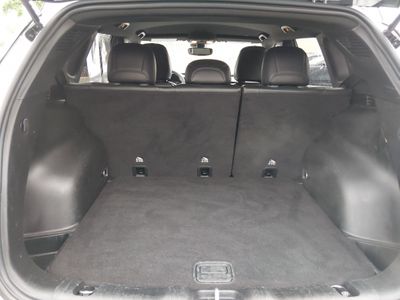 2024 Jeep Compass — photo 11 view