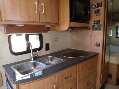 2015 Itasca Navion - Photo 20